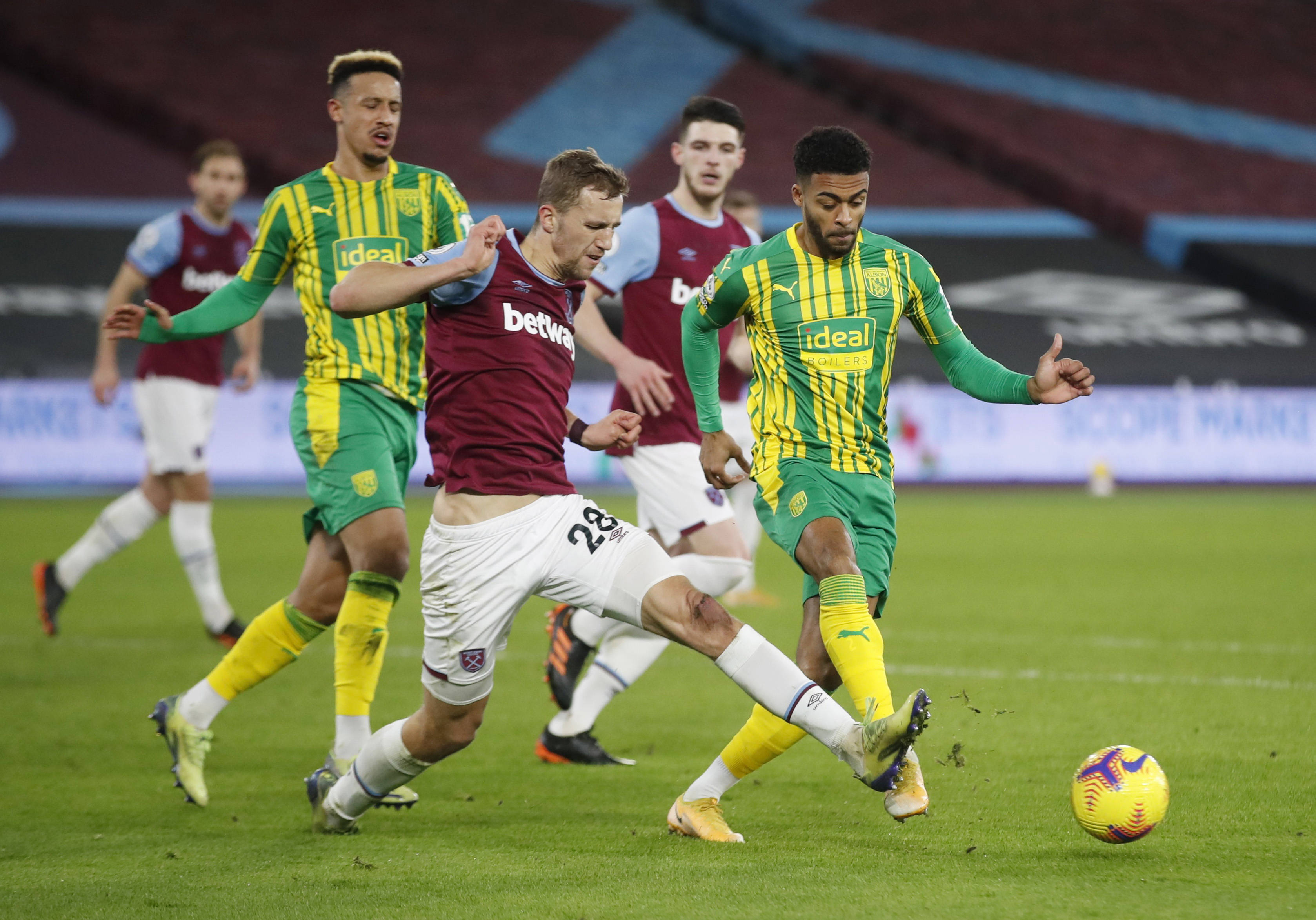 並以實力和 並以實力和